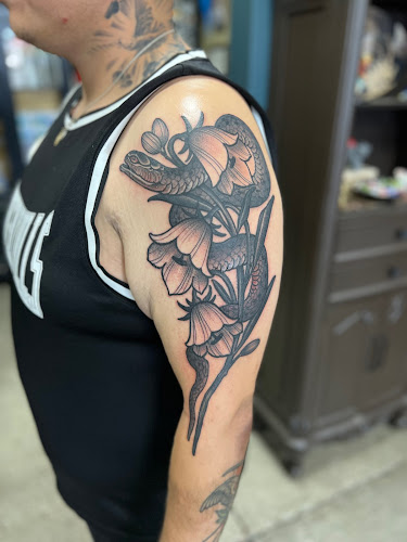 Broken Dagger Tattoo tattoo shop in Las Vegas, Nevada