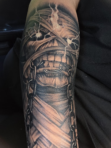 Saints & sinners tattoo collective tattoo shop in Las Vegas, Nevada