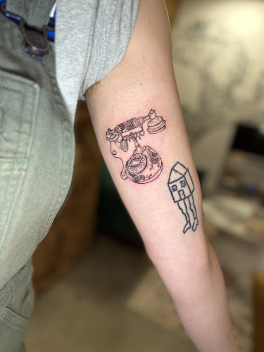 Tiny Trace Studio - Tattoos tattoo shop in Lenoir, North Carolina