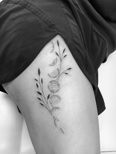 Ivy & Grace Brow Boutique tattoo shop in Lexington, Kentucky