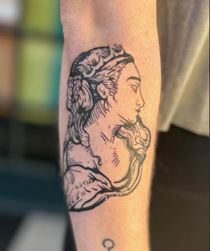 Penumbra Tattoo Studio tattoo shop in Lexington, Kentucky