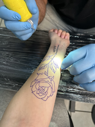 Urban Legends Tattoos & Piercings tattoo shop in Lorain, Ohio