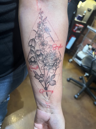 Black Anchor tattoo shop in Los Angeles, California