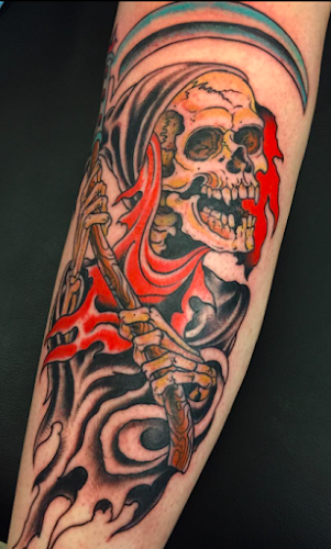 Dark Horse Tattoo tattoo shop in Los Angeles, California