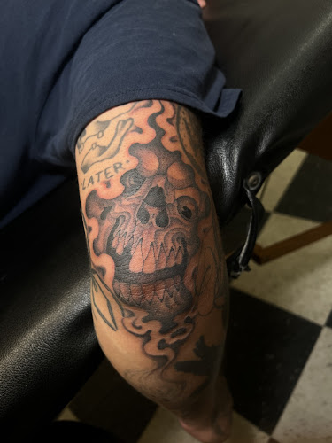 Mid Town Tattoo Shop tattoo shop in Los Angeles, California