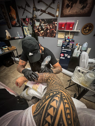 Vine Street Tattoo tattoo shop in Los Angeles, California