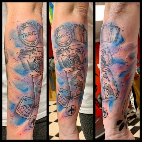 Wizink Tattoos tattoo shop in Louisville, Ohio