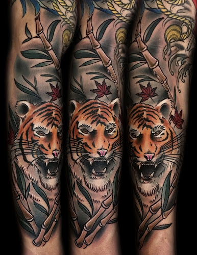 A Dead Anchor Tattoo tattoo shop in Madison, Wisconsin