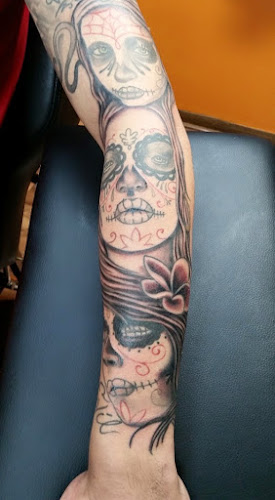 Mind Floss Tattoo Shop tattoo shop in Madison, Wisconsin