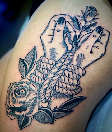 Ritual Moon Tattoo & Tarot tattoo shop in Madison, Wisconsin