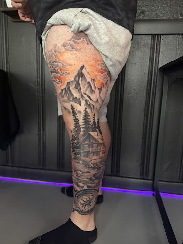 9-14 tattoo shop tattoo shop in Marietta, Ohio