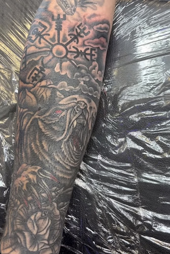 Artistic Obsession Tattoo tattoo shop in Mechanicsville, Virginia