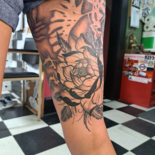 Art In Motion Inc Tattooing tattoo shop in Medina, Ohio