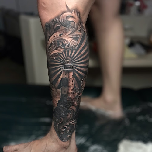 Red Art Tattoo & Piercing Studio tattoo shop in Mesa, Arizona