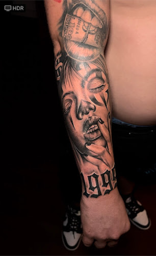 Eazy Street Tattoos tattoo shop in Miami, Florida