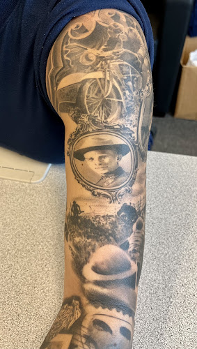 Nogarolli Tattoo & Art Gallery tattoo shop in Miami, Florida