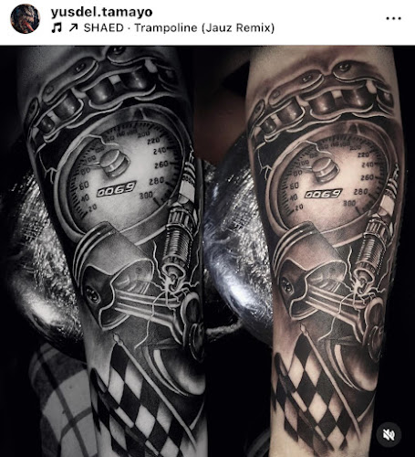 Por vida tattoos tattoo shop in Miami, Florida