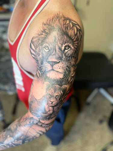 Junior’s Tattoo Studio tattoo shop in Midland, Texas