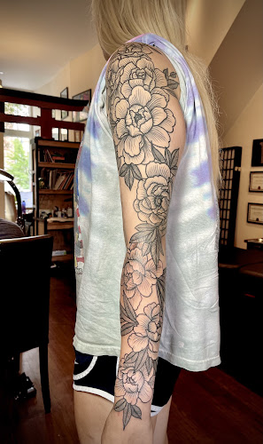 Female Trouble Tattoo tattoo shop in Millvale, Pennsylvania