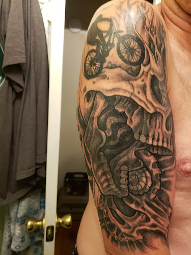 2Tone Tattoo tattoo shop in Montgomery, New York