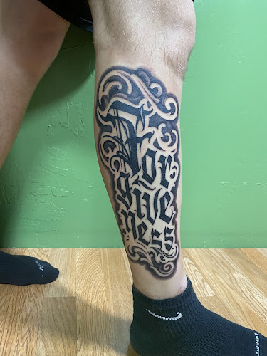 Two Ink Flamingos Tattoo Studio tattoo shop in Napa, California