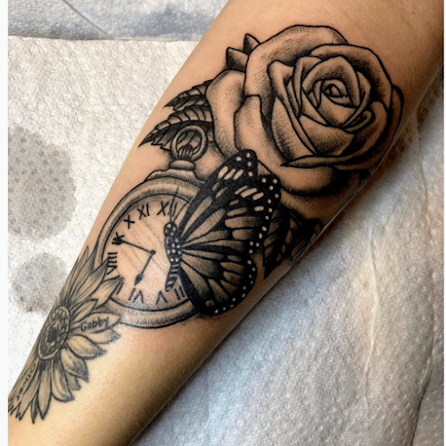 Flying Tiger Tattoo tattoo shop in New Britain, Connecticut