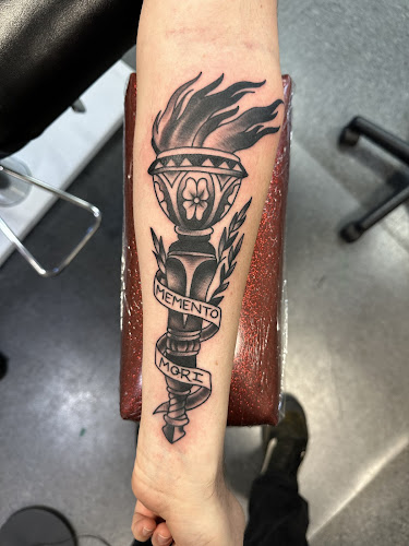 909 Tattoo Company tattoo shop in New Philadelphia, Ohio