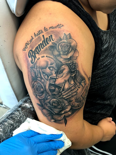 Savage Ink tattoo tattoo shop in New Port Richey, Florida