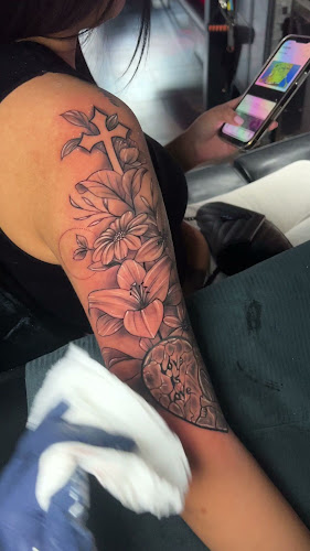 ART GANG NYC tattoo shop in New York, New York