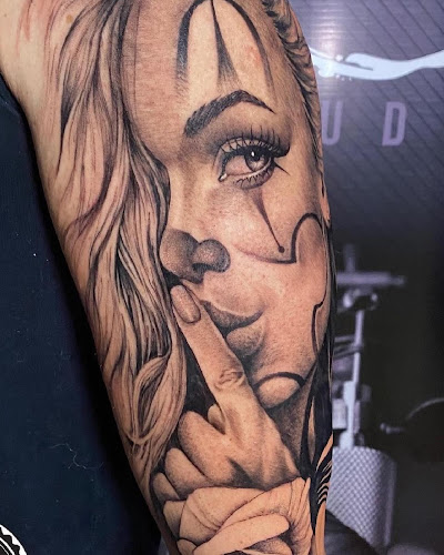 Red Rocket Tattoo tattoo shop in New York, New York