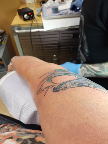 Rising Tide Tattoo Studio tattoo shop in Newark, Ohio