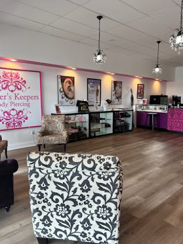Finders Keepers Body Piercing tattoo shop in Norfolk, Virginia