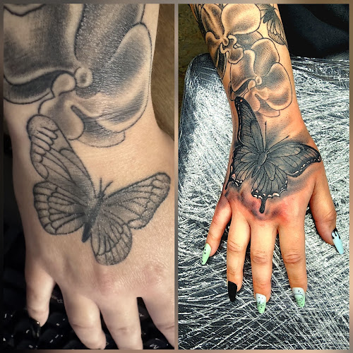 Layer of art tattoo parlor tattoo shop in Norman, Oklahoma