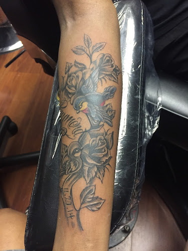 IRON TATTOO tattoo shop in Norristown, Pennsylvania