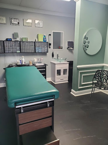 Sparrow's Point Piercing tattoo shop in North Charleston, South Carolina