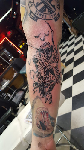 Define Tattoos tattoo shop in Northfield, Ohio