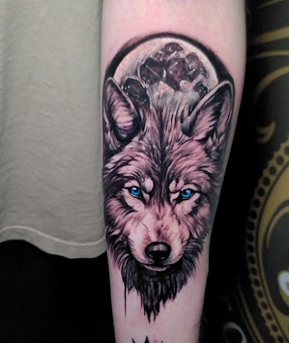 Last Wolves Tattoo Society tattoo shop in Oklahoma City, Oklahoma
