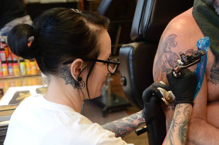 Oshkosh Tattoo & Good Girl tattoo shop in Oshkosh, Wisconsin