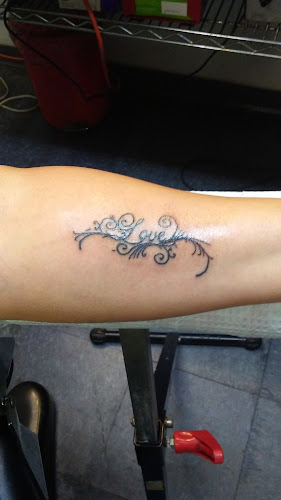 American Made Tattoos tattoo shop in Owosso, Michigan