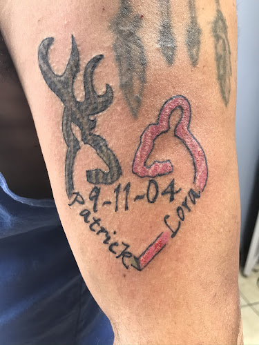 Artistic Ink tattoo shop in Pendleton, South Carolina