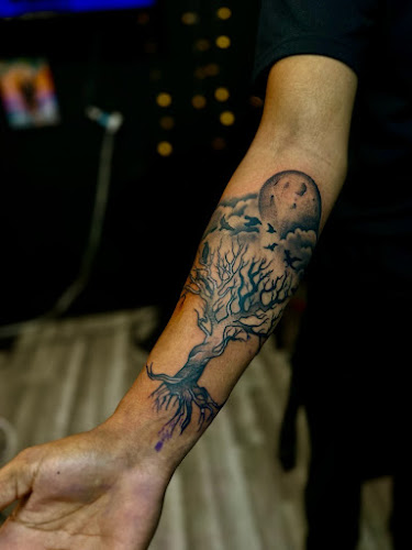 Forever Family Ink tattoo shop in Peoria, Illinois