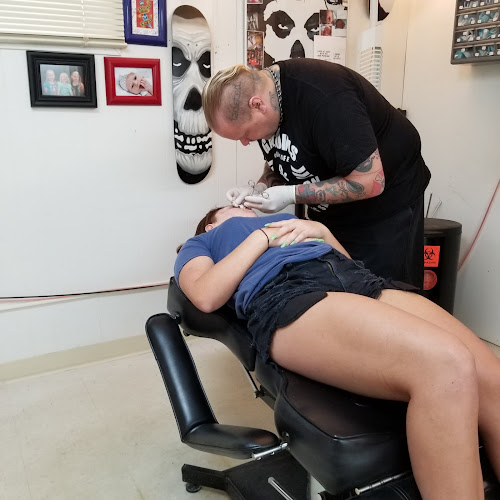 Twisted Vision Inc tattoo shop in Peoria Heights, Illinois