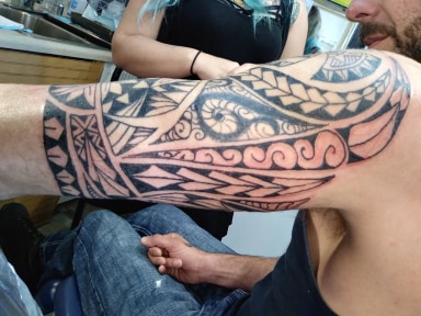 KEEPSAKE BODY MODS tattoo shop in Perry, Florida