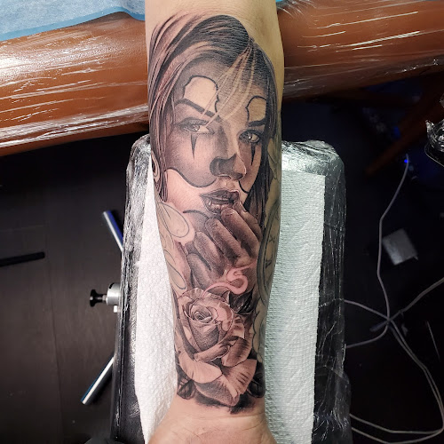 Ometeotl Tattoo tattoo shop in Philadelphia, Pennsylvania