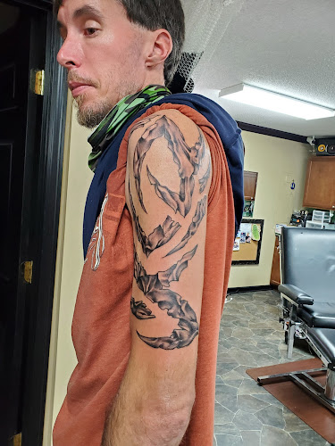 Southern Draw Skin Art Studio tattoo shop in Pigeon Forge, Tennessee