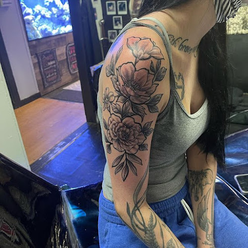 The NY Tattoo Gallery - Professional tattoo shop in Pinellas Park, Florida