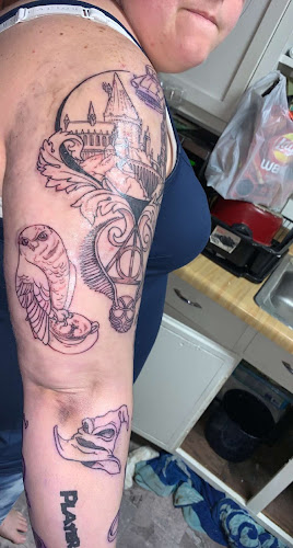 Alchemy & Shade tattoo shop in Piney Flats, Tennessee