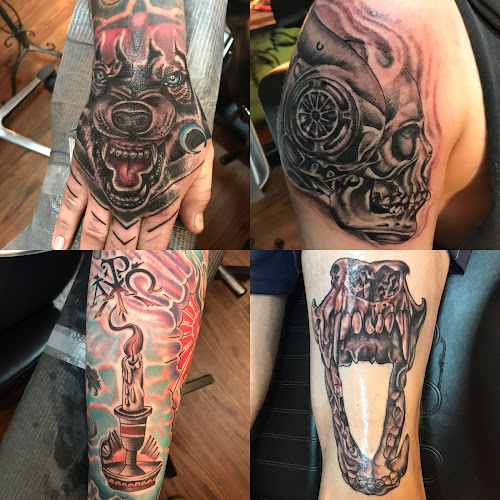 ROCK N FOREVER ROLL LLC tattoo shop in Pittsburgh, Pennsylvania