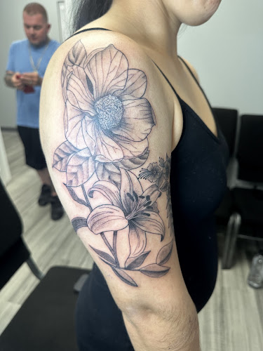 Dan the Piercing Man Tattoo & Body Piercing tattoo shop in Portsmouth, Virginia