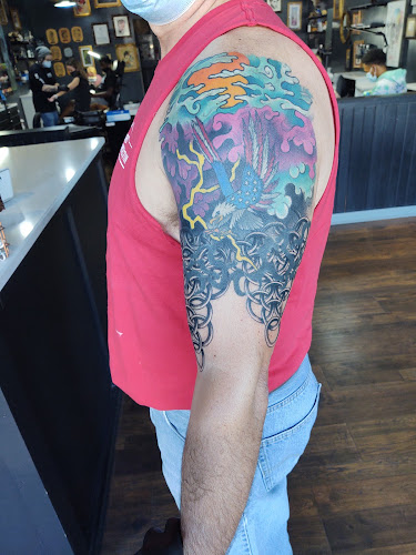 Awesome Austin Art tattoo shop in Powell, Ohio